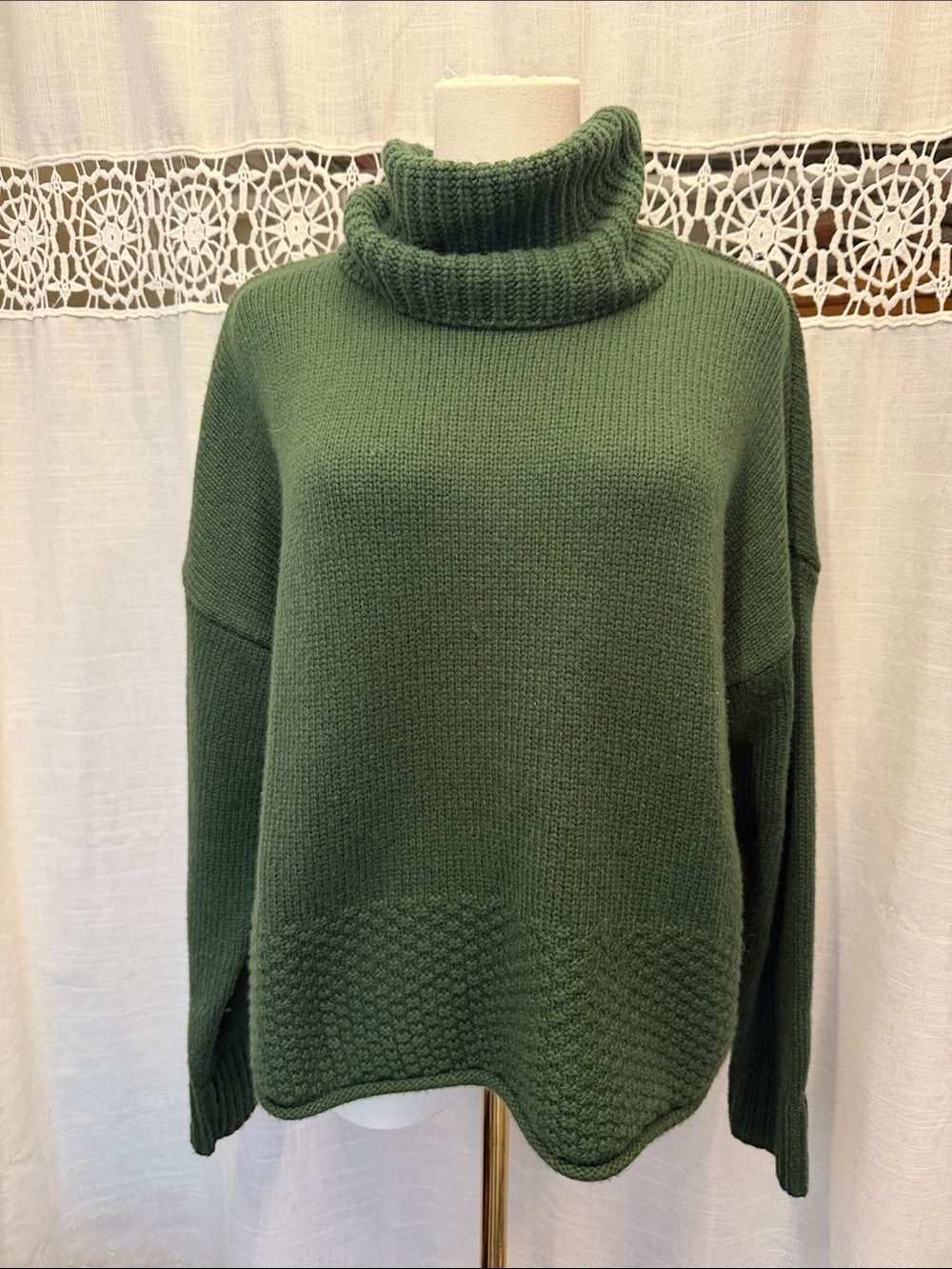 Turtleneck Knit Sweater - Deep Green
